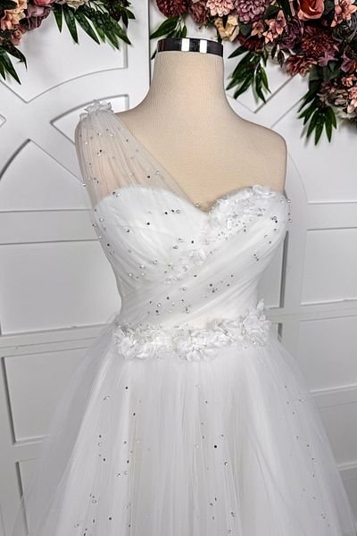 Lenta Moda White Pearls Tulle and Lace Detail One Shoulder Draped Mini Evening Dress and Wedding Party Dress