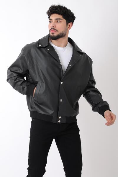 Stilkombin Παλτό από συνθετικό δέρμα με κολάρο με κούμπωμα Arw_50373