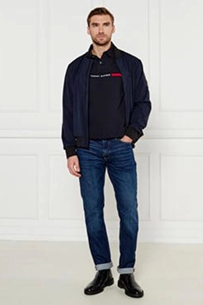 Tommy Hilfiger تي شيرت رجالي من القطن بياقة بولو وأزرار للإغلاق بأكمام قصيرة وياقة بولو باللون الأزرق الداكن MW0MW38130-DW5