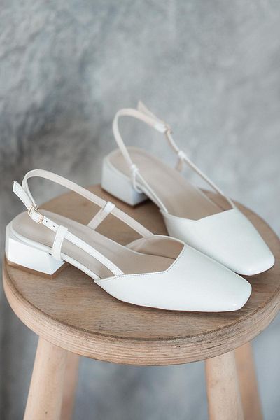 Parponi White Afra Women's Heeled Patent Leather Shoes - Closed Front