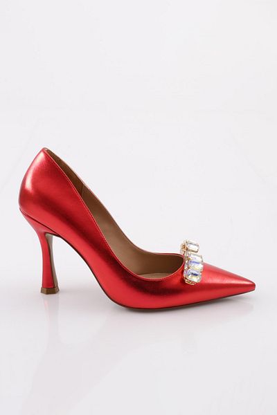 DGN Pantofi cu toc cu cataramă din piatră de cristal cu vârf ascuțit, roșu metalic 101653236