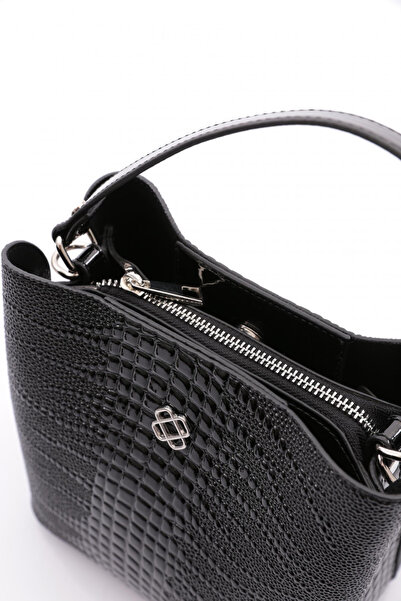 DGN Kadın Arkası Cep Detaylı Çanta Siyah Timsah 41653431