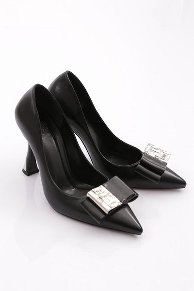 DGN 9039 Black Stone Detailed Women's Heeled Shoes