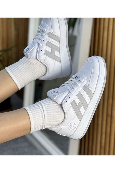 mustey Unisex White Sneakers