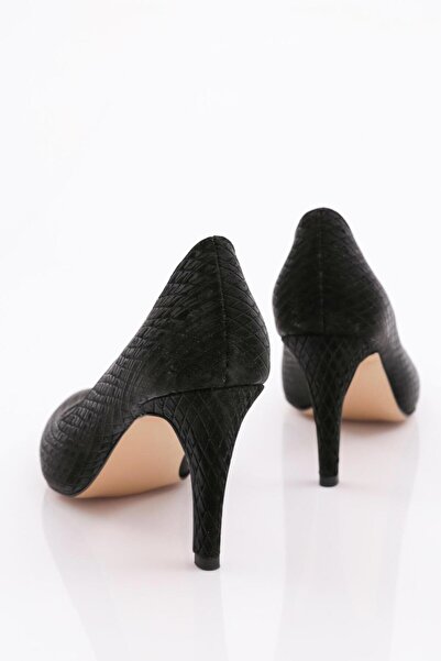 DGN Dámské jehlové boty na podpatku černě potištěné 21133564