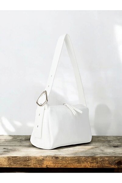 Glemix حقيبة كتف نسائية بإبزيم جانبي أبيض من Celia