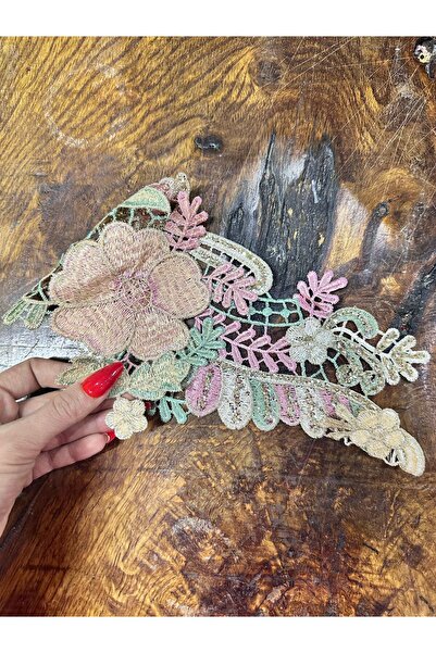 Gönülden Tasarım RELJEFNI SREBRNI VEZ APLIKACIJA AKSESORIJ ZA ŠIVANJE 27X24 CM