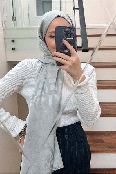 carell Feyza Hakyemyazı Pattern Jacquard Italian Silk Shawl Light Gray