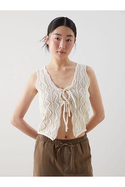 LC Waikiki Xside Ecru V-Neck Openwork Women's Knitwear Vest