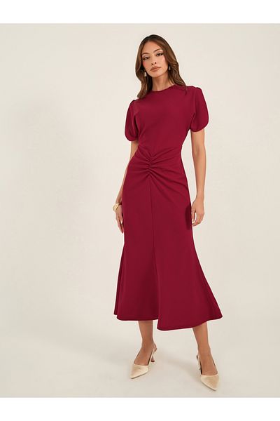 Luxewave By Styli Round Neck Bodycon Mermaid Hem Midi Dress with Ruched Detail