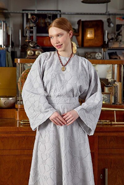 Ceylan Otantik Ice Gray Floral Detail Skirt Set