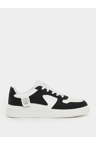 Styli Abstract Color Block Lace Up Sneakers