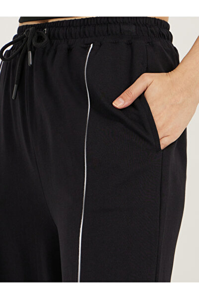 Styli Wide Leg Drawstring Joggers with Pintuck Detail