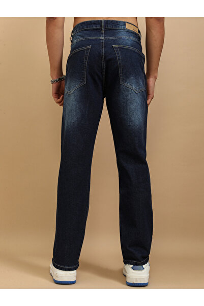 Highlander By Styli Mid-Rise Straight Fit Stretchy Faded Jeans