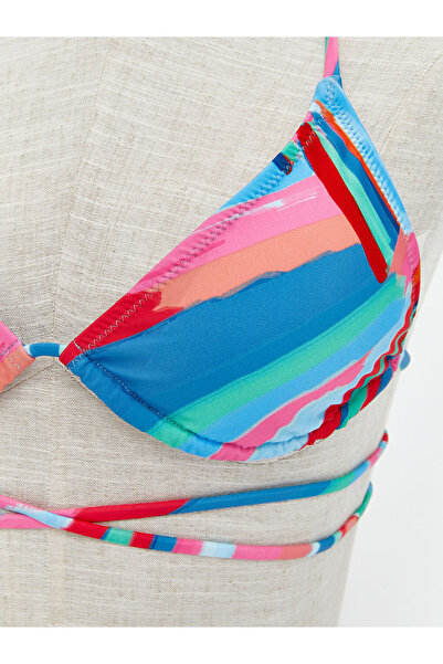 LC Waikiki Γυναικείο μπλουζάκι μπικίνι με σχέδιο LCW DREAM με αφαιρούμενα επιθέματα (S5)