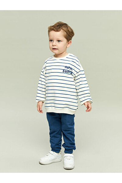 LC Waikiki New Season from Güli̇s Gi̇yi̇m Ecru Crew Neck Striped Men's Sweats...