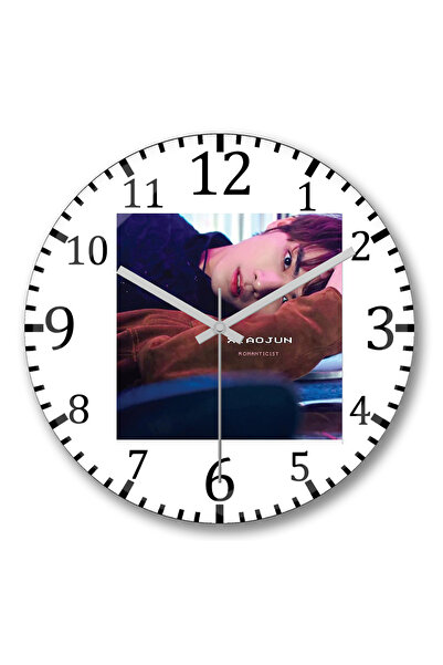 BASKI DÜNYASI Xiaojun WayV ساعة حائط تحليلية للطابع من الزجاج الحقيقي المنحني