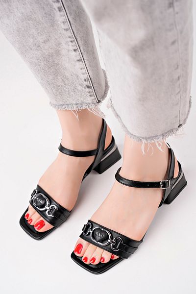 LZ SHOES Tocuri cu accesorii inimioare negre de damă Tocuri cu accesorii de culoare dublă