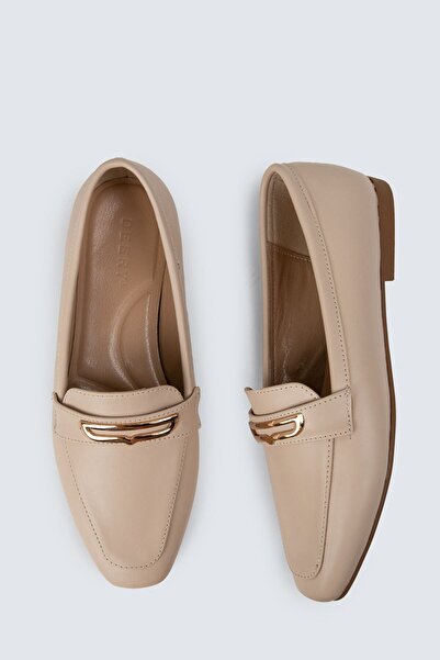 Deery Beige Women's Buckle Ballerinas