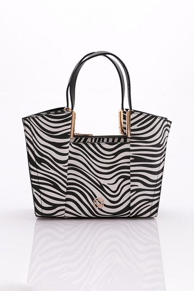 DGN Geantă de damă model 3018 neagră cu model zebra