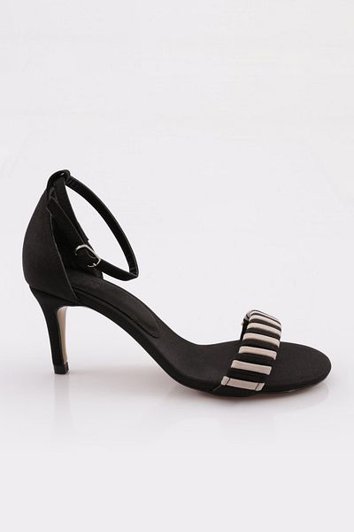 DGN 5315 Pantofi cu toc cu dungi colorate cu curele la gleznă