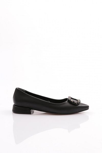 DGN Women's Black Ballerinas - 39422534   Model