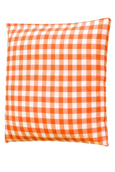 Soft Kare Cluster of 2 45*45cm Cushions with Large Checkered Picnic Mat