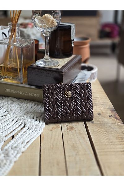Moom Bag Women's Bitter Brown Woven Pattern Square Card Holder Detailed Wallet