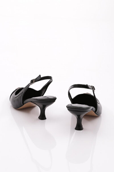 DGN Kadın Üstü Kemer Süslemeli Topuklu Ayakkabı Siyah Mat 7972535