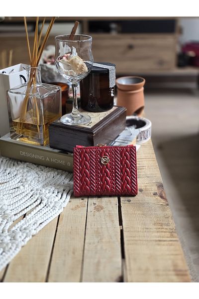 Moom Bag Women's Red Woven Pattern Square Card Holder Detailed Wallet