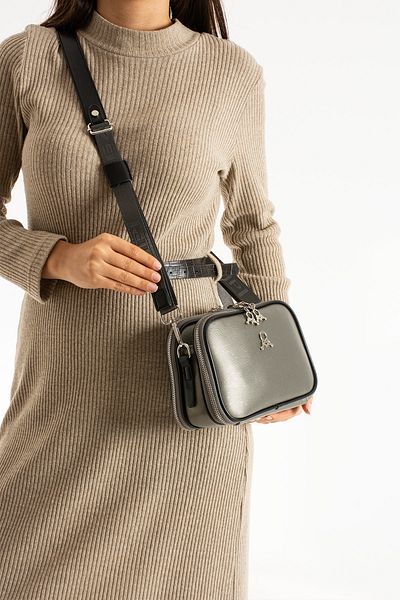 MEGA WOMEN'S MULTIPLE COMPARTMENT ORIGINAL MEDIUM SIZE SHOULDER AND CROSSBODY BAG