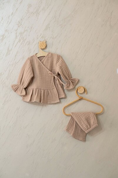 Muukh store طقم ساري لاتيه مكشكش لحديثي الولادة مكون من 4 قطع - طقم خروج من ا...