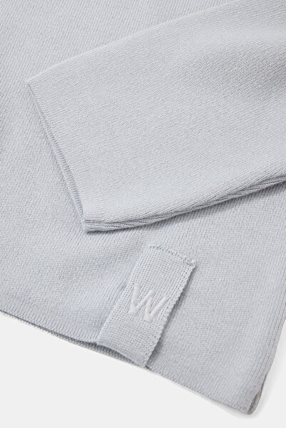 W Collection Gray Crew Neck Long Sleeve Sweater