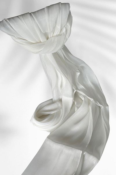 Amine Hüma Satin Textured Janjan Evening Dress Shawl White