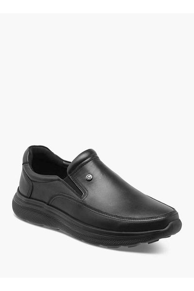 Le Confort Solid Slip-On Loafers