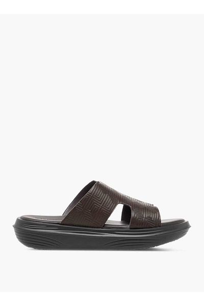 Le Confort Cutout Detail Slip-On Arabic Sandals