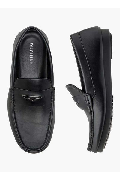Duchini Men's Solid Slip-On Moccasins with Cutout Detail