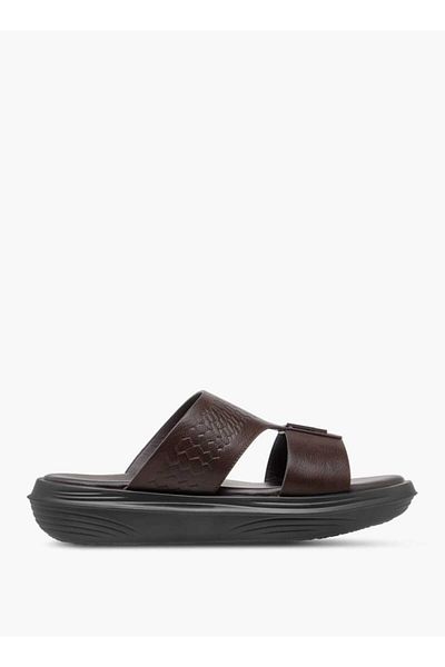 Le Confort Metal Accent Slip-On Arabic Sandals