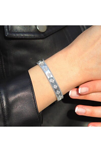 Necati Gün İkonik Alhambra Yonca Gümüş Kelepçe