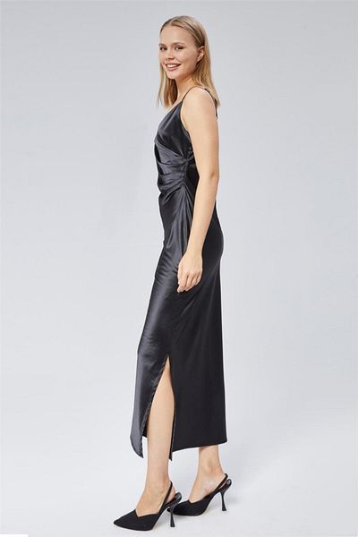 HomeStore Hängendes Kleid