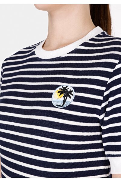 Colin's Γυναικείο λευκό μπλουζάκι Slim Fit