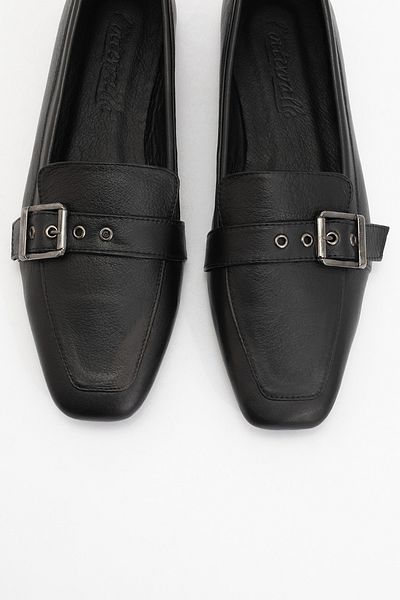 LuviShoes Дамски мокасини PERIWINKLE от естествена кожа с колан в черно