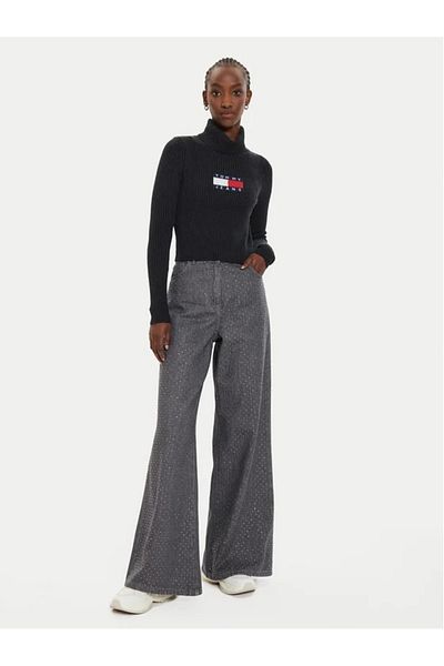 Tommy Hilfiger Dámsky čierny slim sveter s vlnou Tommy Hilfiger