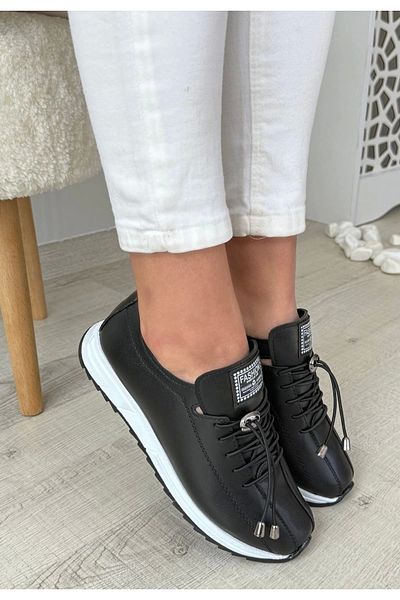 Erbilden Monya Black Leather Lace-Up Sneakers
