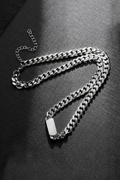 Chavin Gray Shiny Chain Plate Model Women's Necklace Eu60