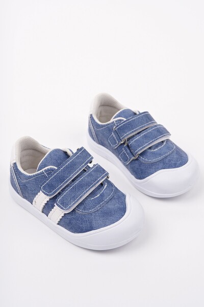 MUGGO Toffy Velcro Daily First Step Baby Sneakers