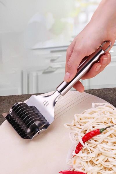 Chavin Steel Manual 9-Wheel Noodle and Dough Cutting Roller - Cin786