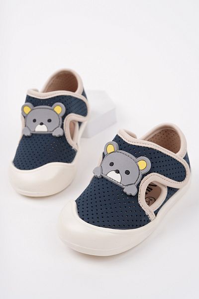 MUGGO Scot Daily First Step Baby Sneakers with Velcro Teddy Bear