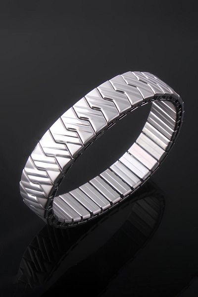Chavin Gray Glossy 14 mm Elastic Unisex Steel Bracelet Eu74