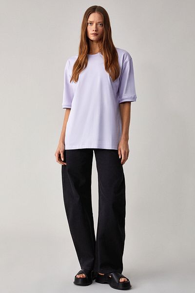 GRIMELANGE Betsy Damen-T-Shirt aus 100 % Baumwolle mit Rundhalsausschnitt und kurzen Ärmeln, entspanntes Flieder-T-Shirt